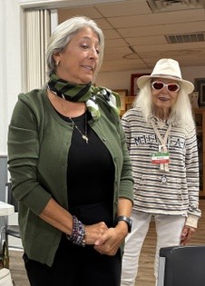Sisters Gina and Diane