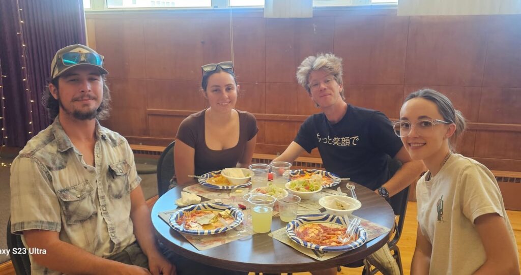 Satisfied Diners